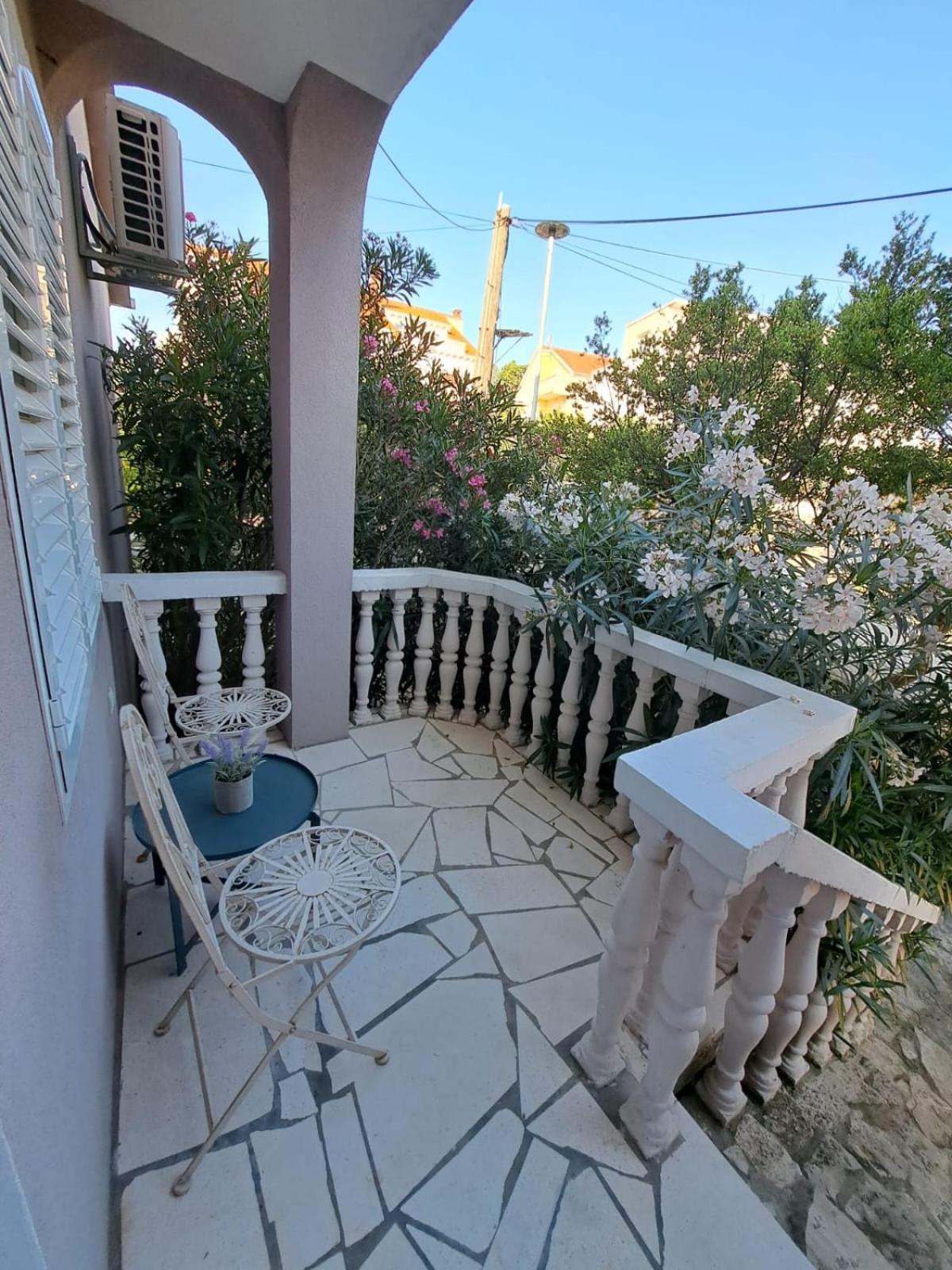 Spacious Apartment Amaros กอร์จูลา ภายนอก รูปภาพ